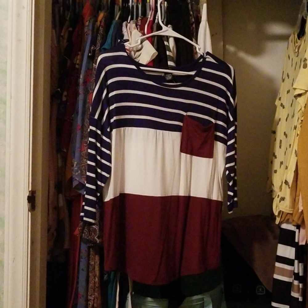 Navy and burgundy color block tee